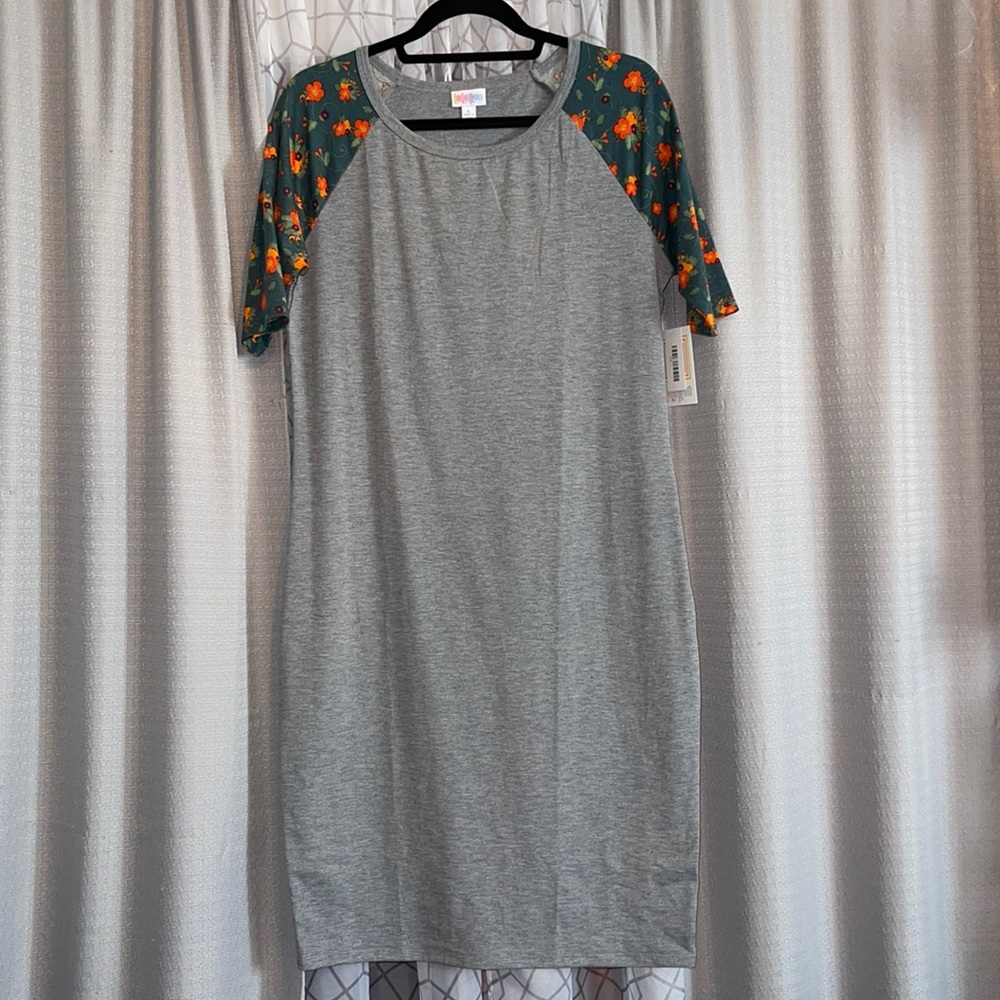 NWT LulaRoe Julia dress flowers size L